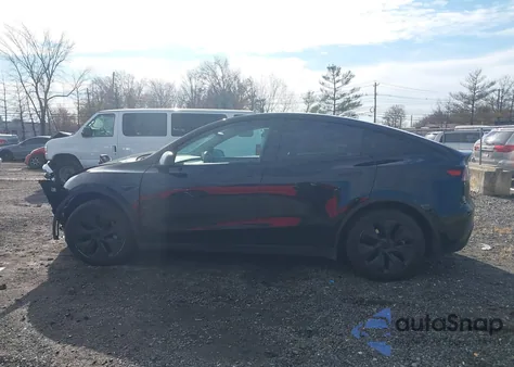 2025 Tesla Model Y Long Range Dual Motor All-Wheel Drive from USA, damaged, VIN 7SAYGDEE6SF300238